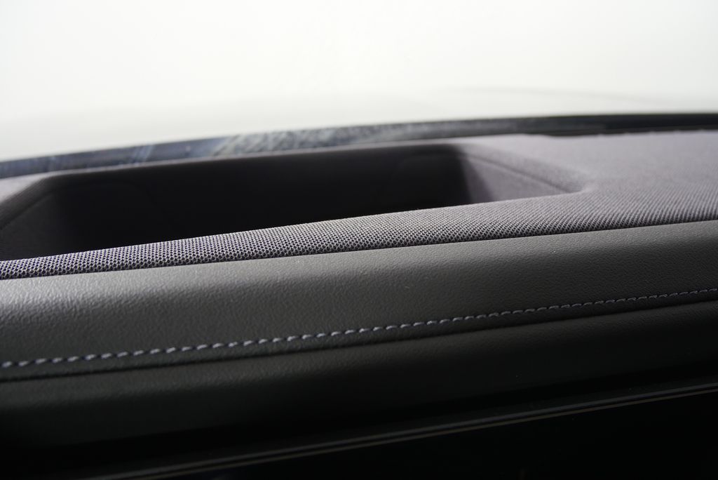 Thumbnail: 2023 BMW 7 Series - 25