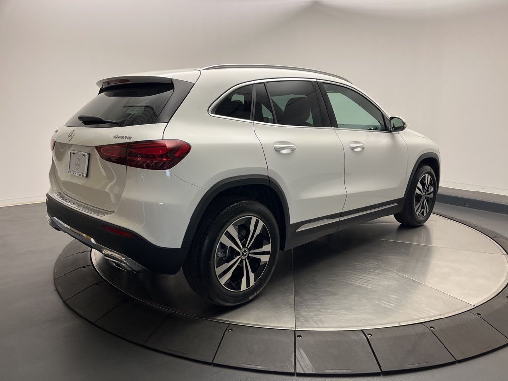 Thumbnail: 2026 Mercedes-Benz GLA - 7