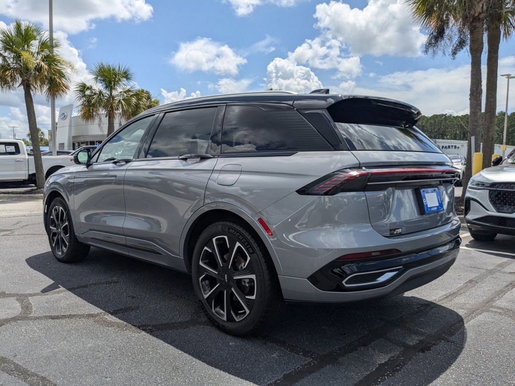 2025 Lincoln Nautilus Hybrid Reserve