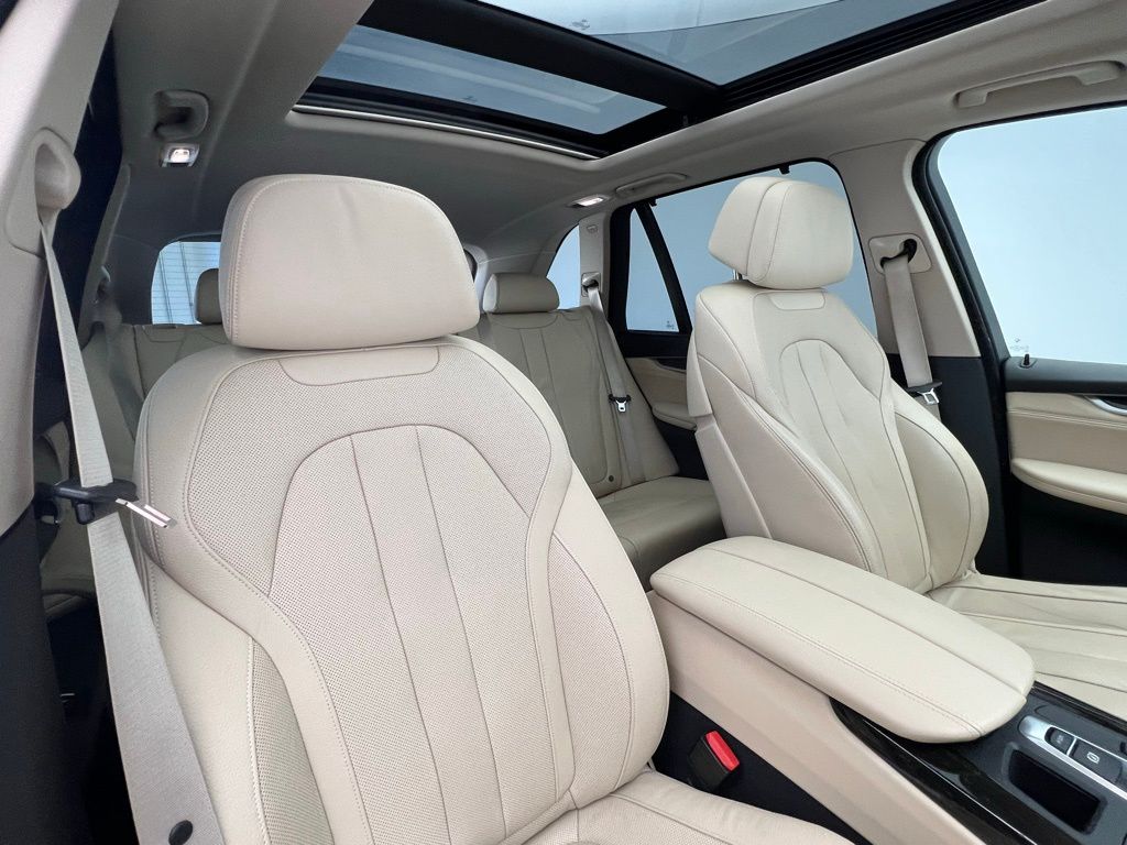Thumbnail: 2016 BMW X5 - 7