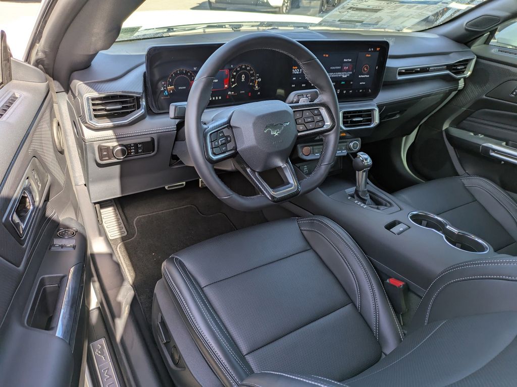 2025 Ford Mustang GT Premium Fastback