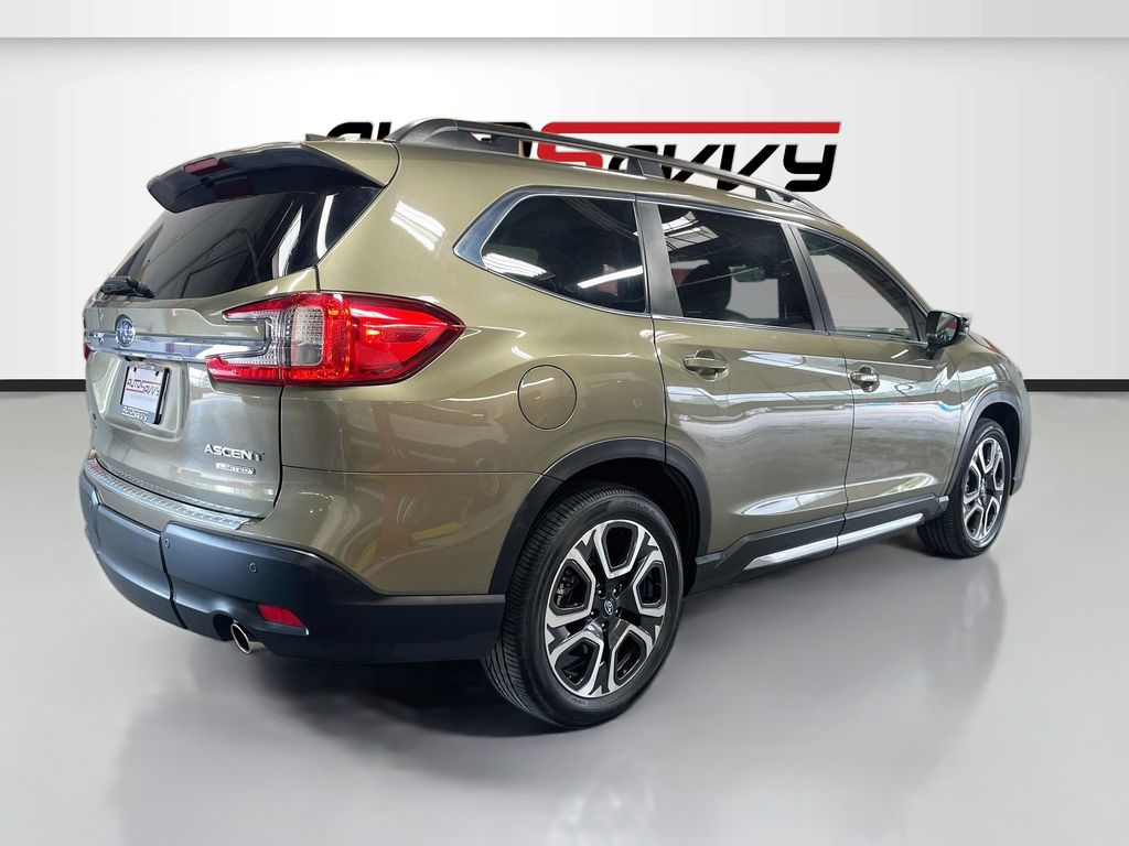 Used 2024 Autumn Green Metallic Subaru Limited image 7