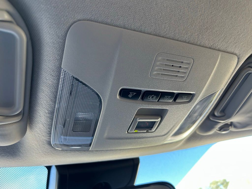 Thumbnail: 2022 Toyota Corolla - 26