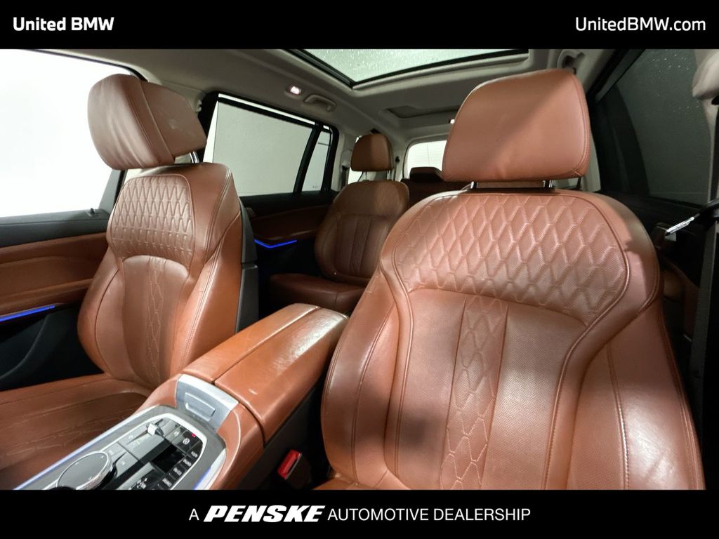 Thumbnail: 2022 BMW X7 - 13