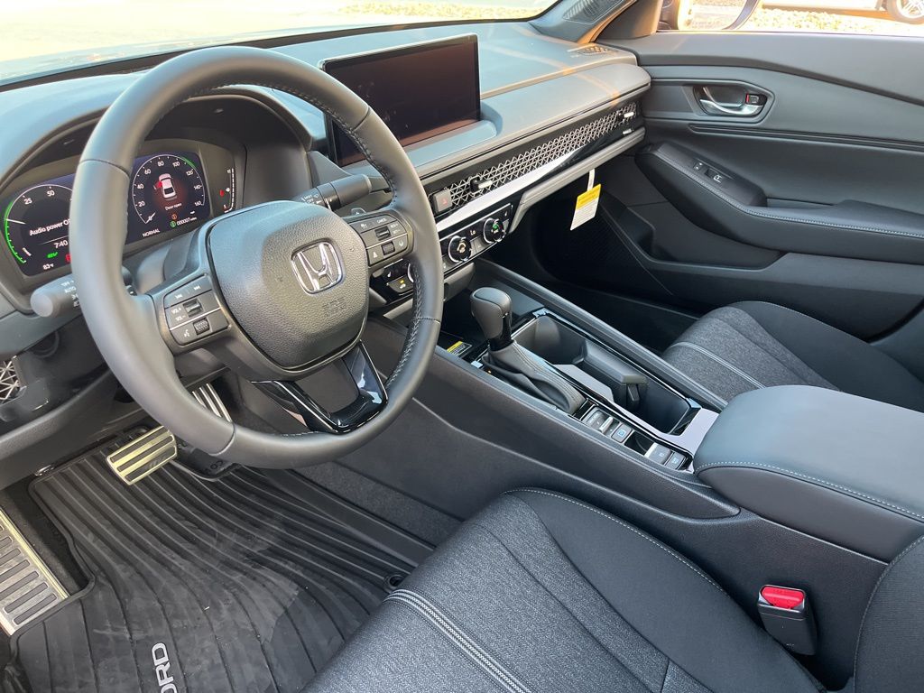 Thumbnail: 2025 Honda Accord - 9