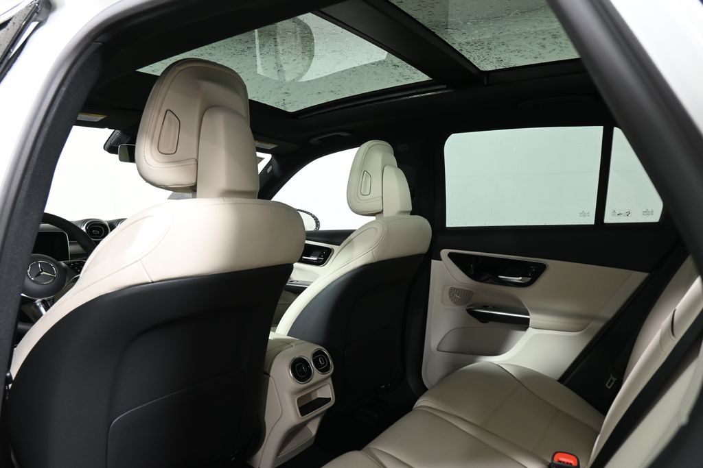 Thumbnail: 2026 Mercedes-Benz GLC - 25
