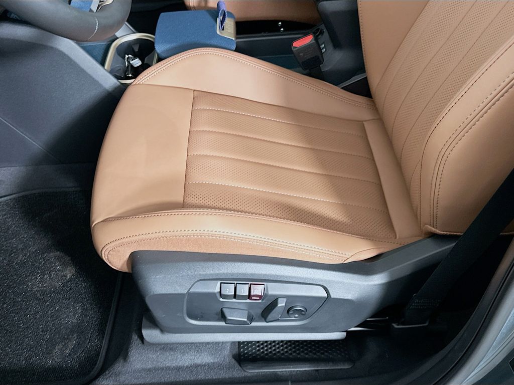2025 MINI Cooper Countryman Signature 21