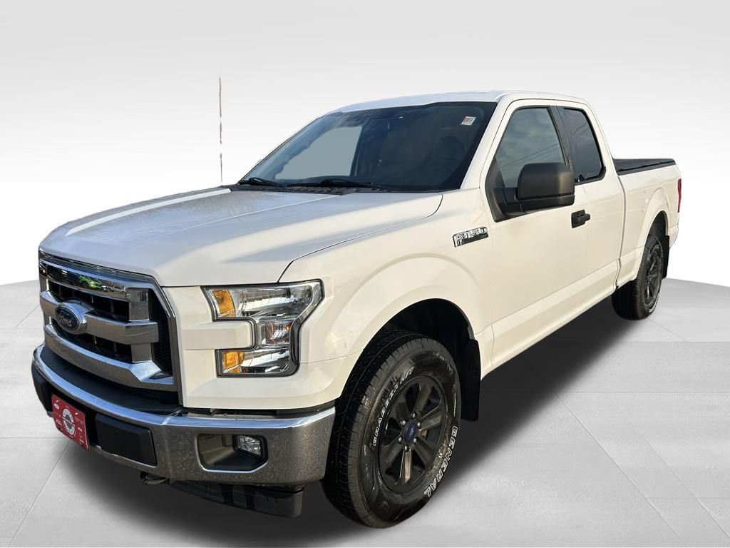 White 2017 Ford F-150 XLT SuperCab 4WD Pickup Truck Four-Wheel Drive 6-Speed Automatic