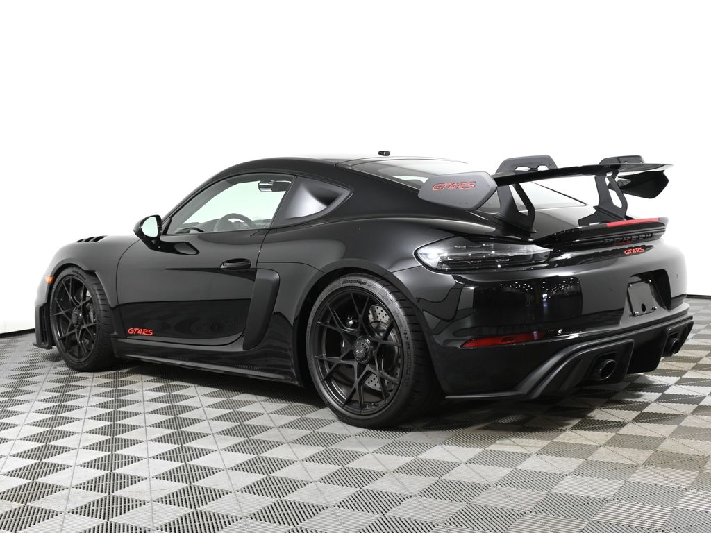 2023 Porsche 718 Cayman GT4 RS 5