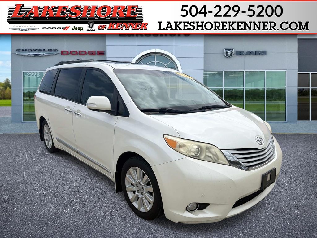 2013 Toyota Sienna Limited 7-Passenger