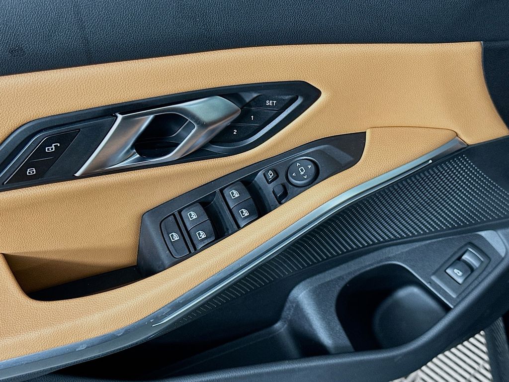 2024 BMW 3 Series 330i xDrive 18