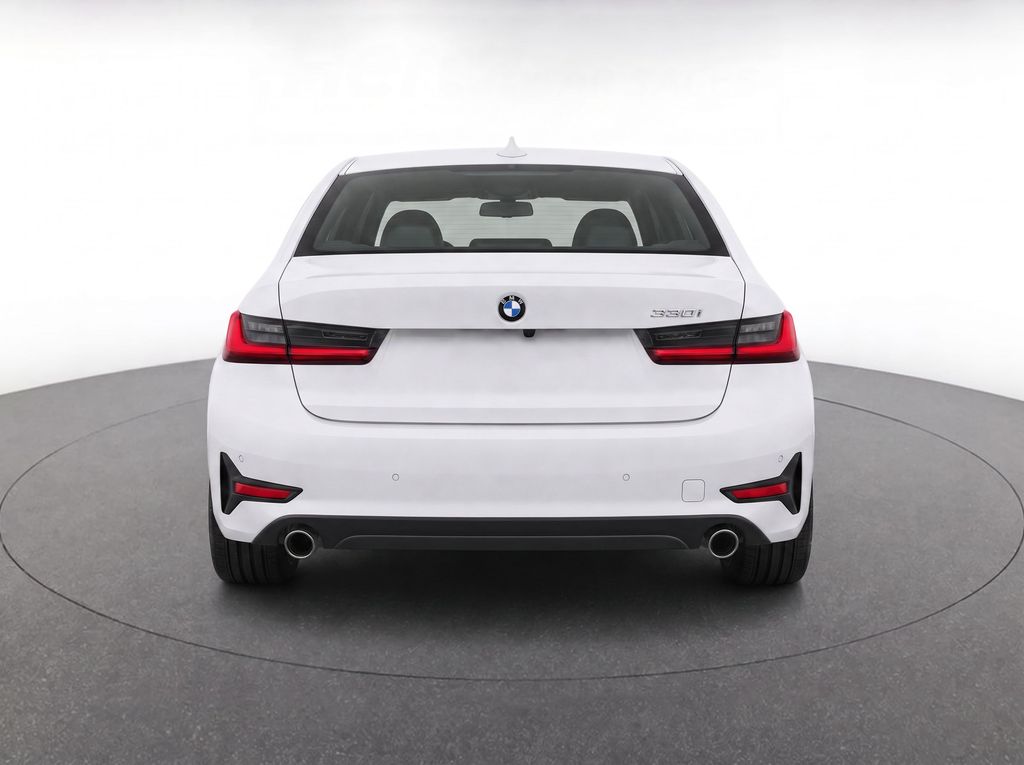 Thumbnail: 2021 BMW 3 Series - 4