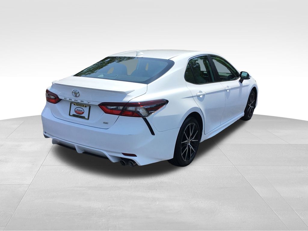 2023 Toyota Camry SE 5