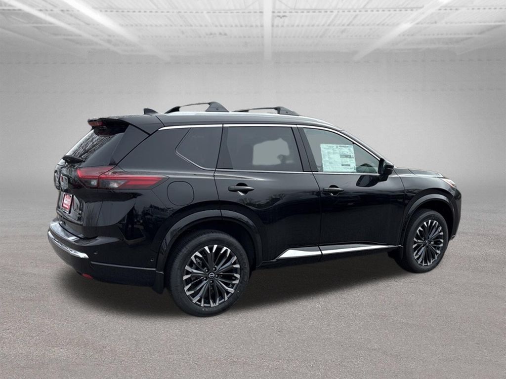 New 2026 Black Nissan Platinum image 4