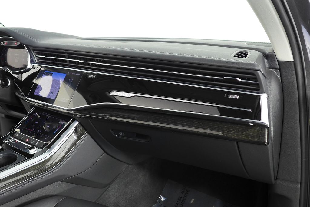 Thumbnail: 2023 Audi Q7 - 14