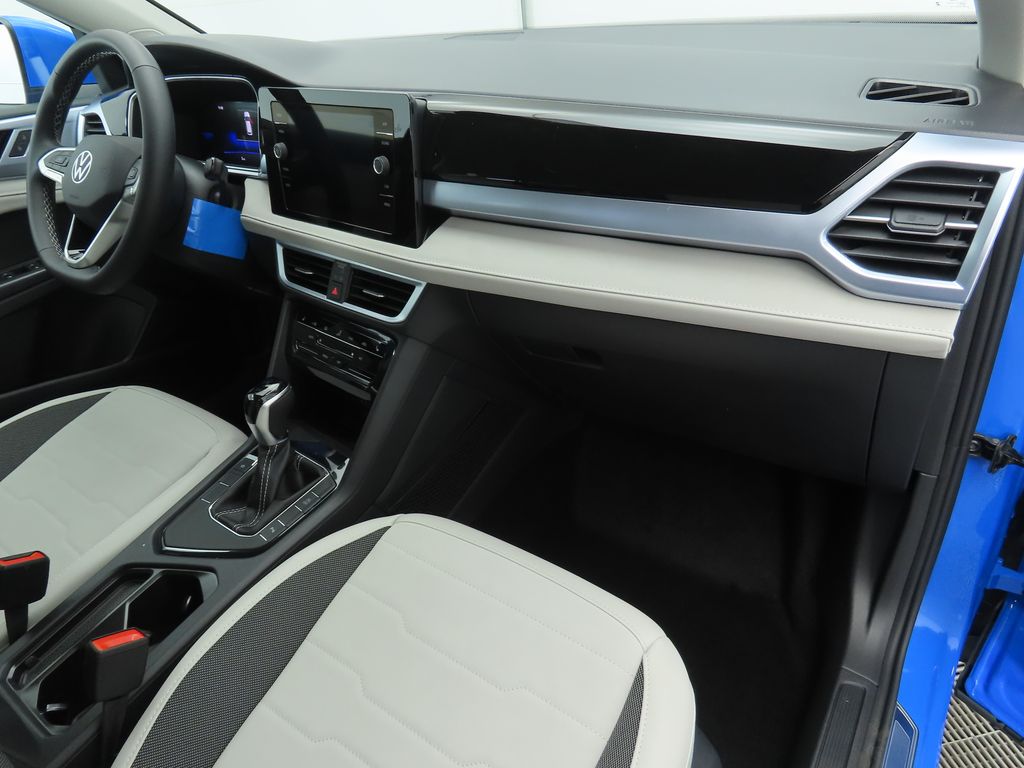 Thumbnail: 2026 Volkswagen Taos - 17