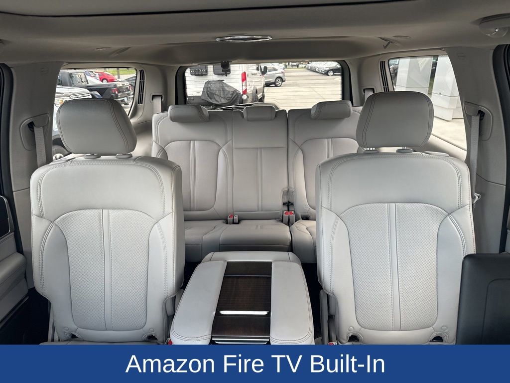 2023 Jeep Grand Wagoneer Base