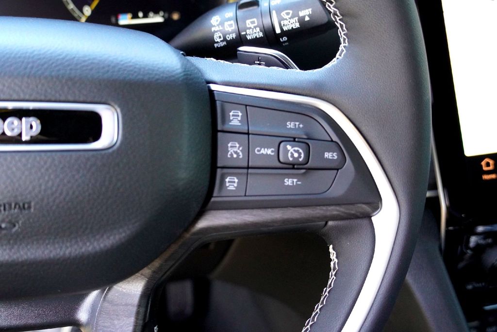 New Car 2025 Jeep Grand Cherokee L  Limited For Sale Under $60,000 In Taylor, Texas