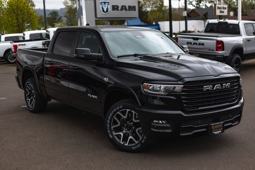 2026 Ram 1500 Laramie thumbnail 2
