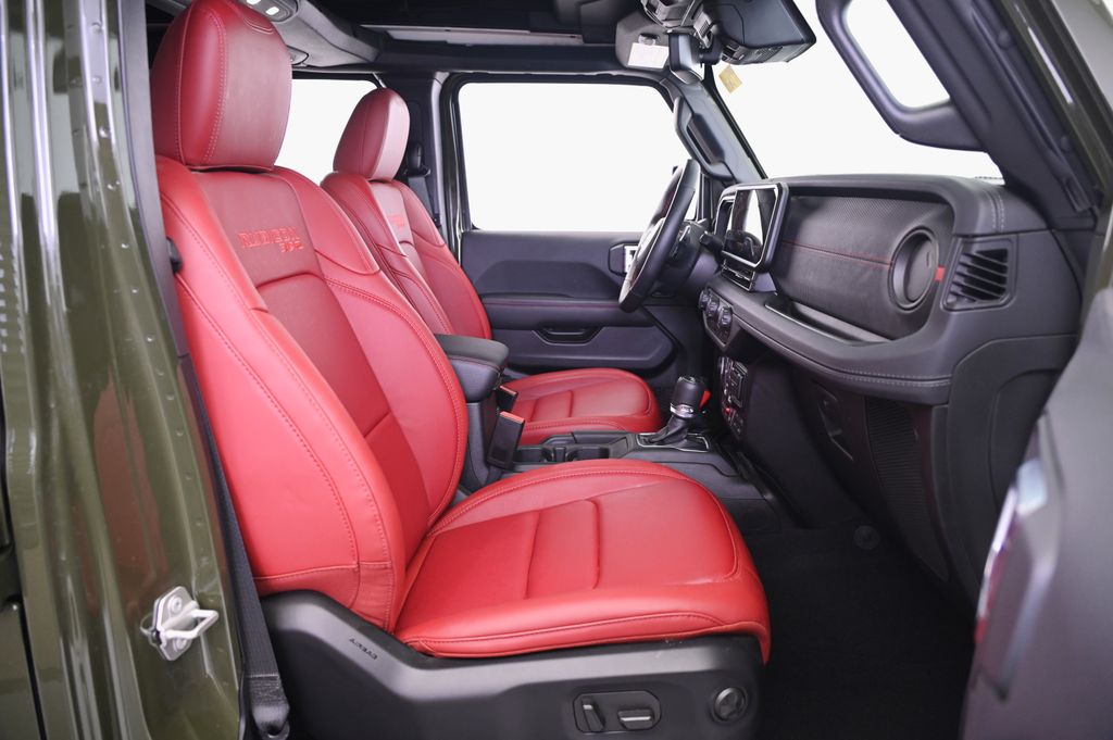 Thumbnail: 2024 Jeep Wrangler - 22