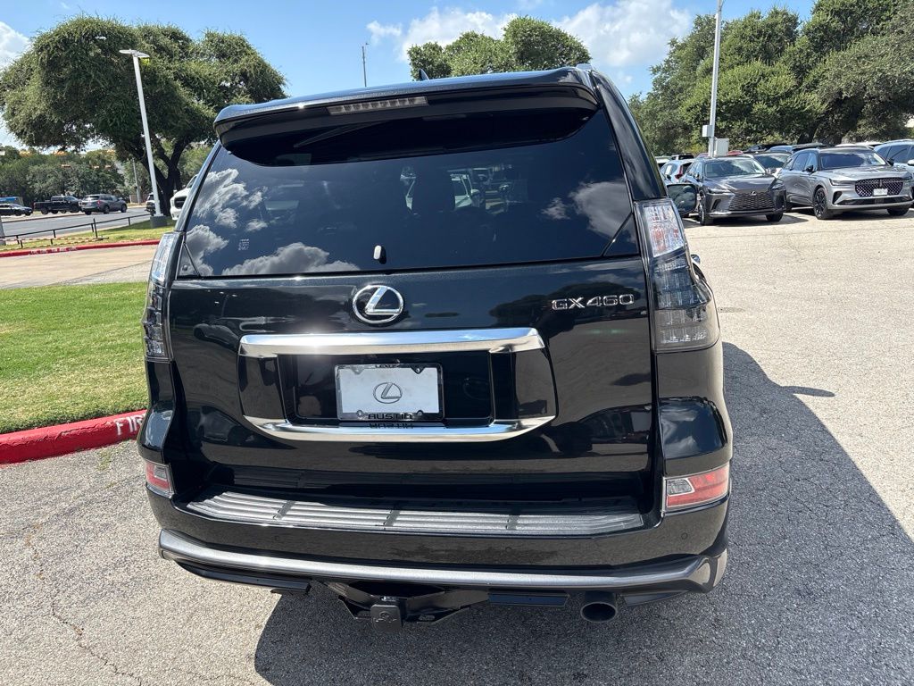 Thumbnail: 2023 Lexus GX - 4