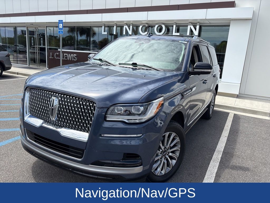 2022 Lincoln Navigator Standard