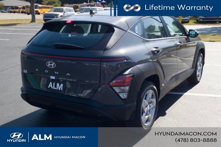 New 2026 Gray HYUNDAI SE image 6