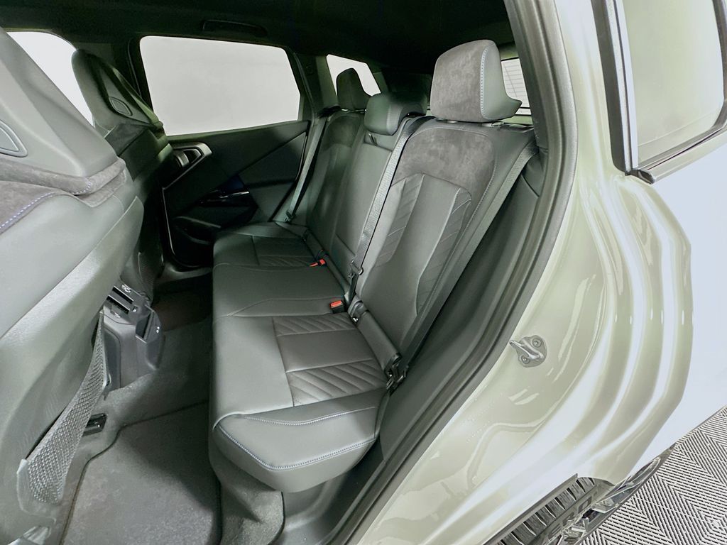 Thumbnail: 2026 BMW X3 - 17