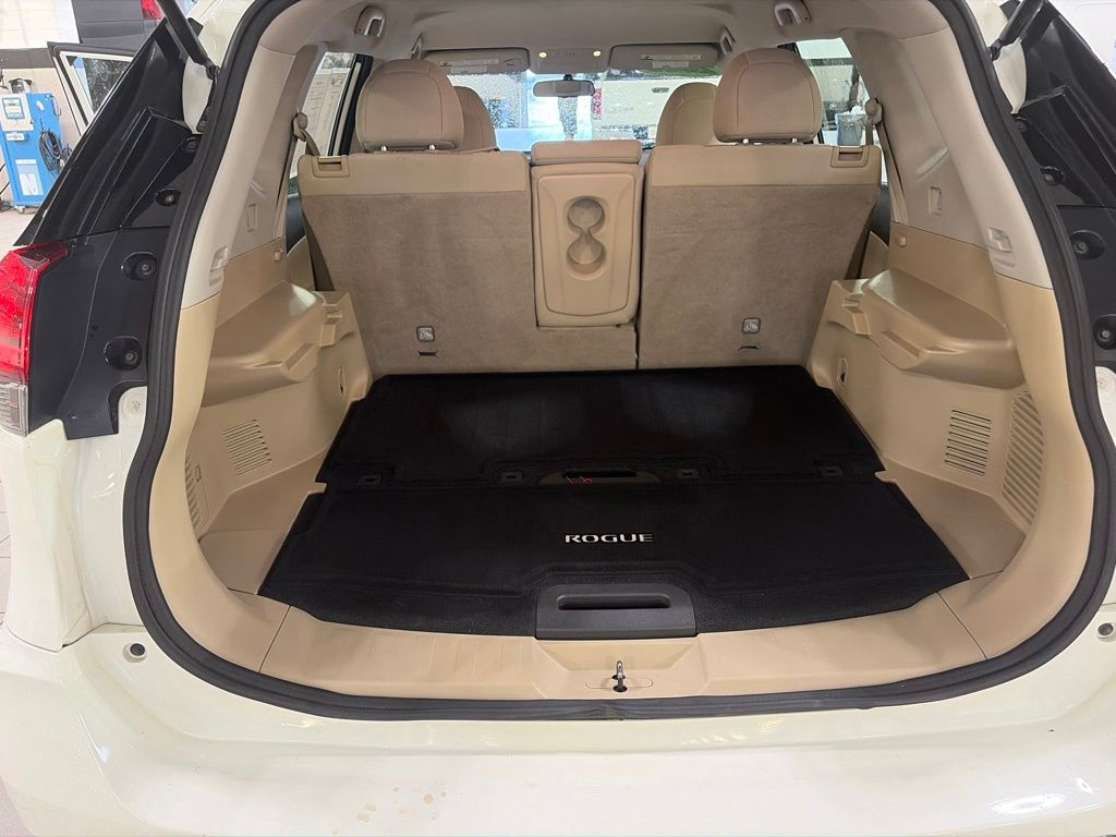 2017 Nissan Rogue S White at Sutliff Volkswagen