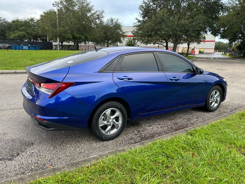 Thumbnail: 2021 Hyundai Elantra - 5