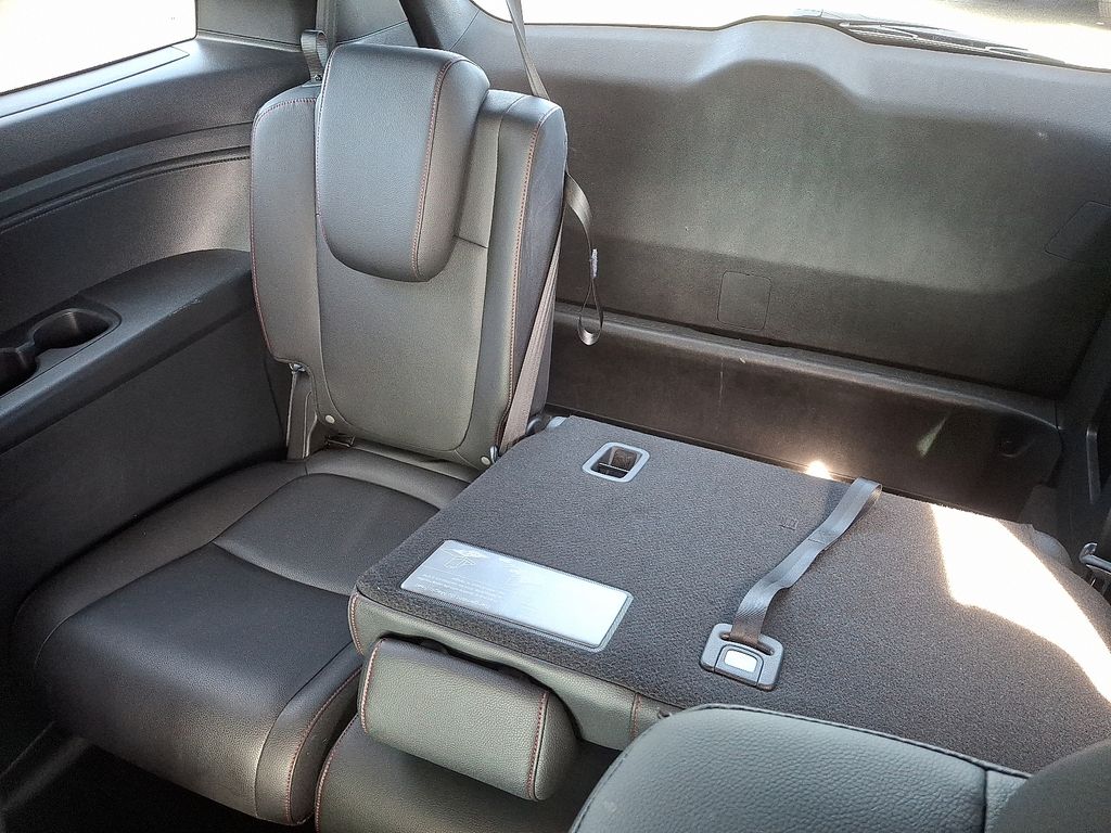 Thumbnail: 2023 Honda Odyssey - 11