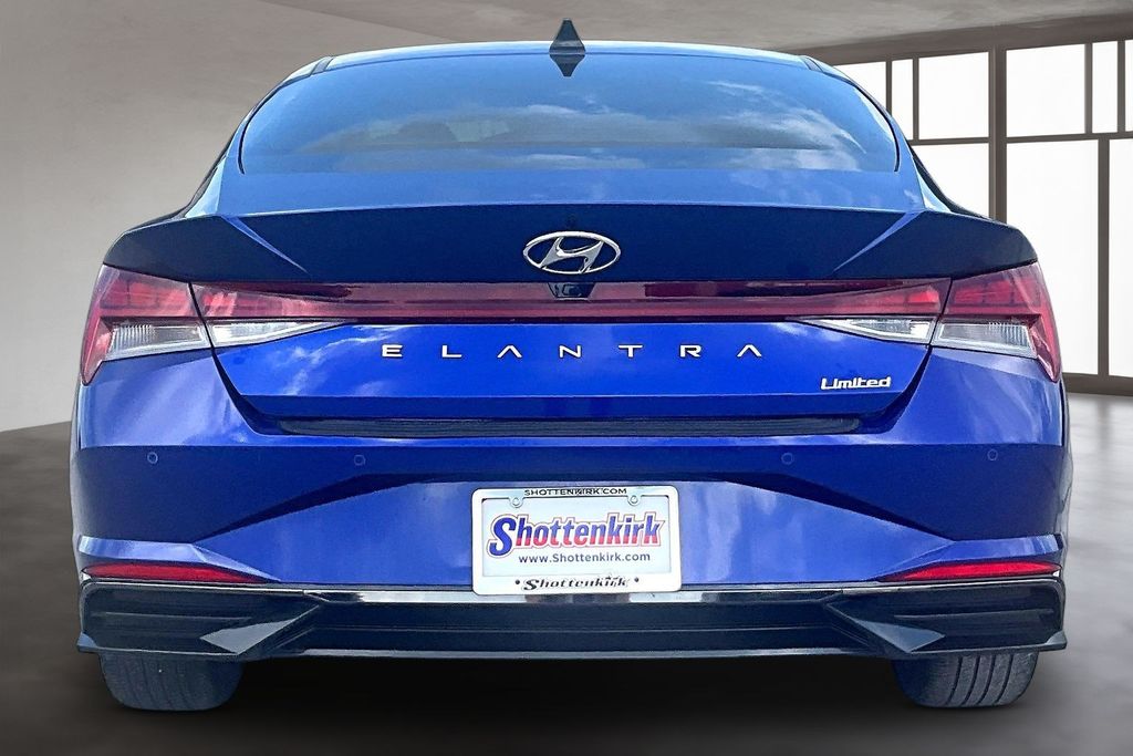 Used 2023 Hyundai Elantra Sedan