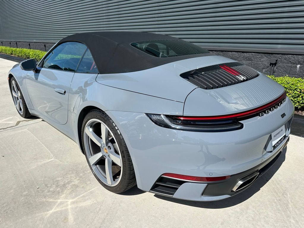 Thumbnail: 2023 Porsche 911 - 3