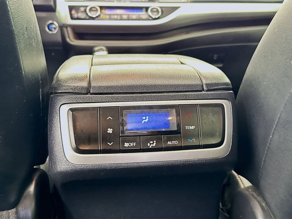 Used Car 2018 Toyota Highlander  For Sale Under $20,000 In Austin, Texas