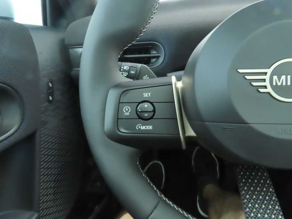 Thumbnail: 2026 MINI Cooper - 11