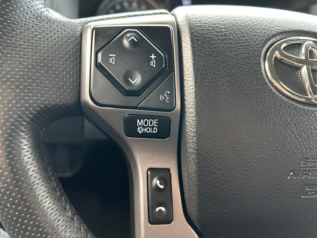 Thumbnail: 2022 Toyota Tacoma - 20