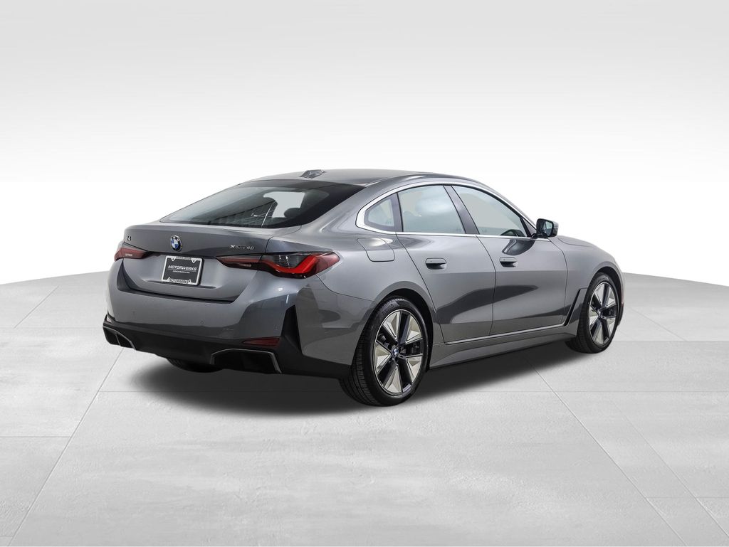 Thumbnail: 2026 BMW i4 - 5