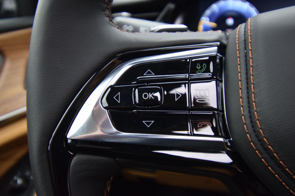 new 2026 Jeep Grand Cherokee car, priced at $61,089