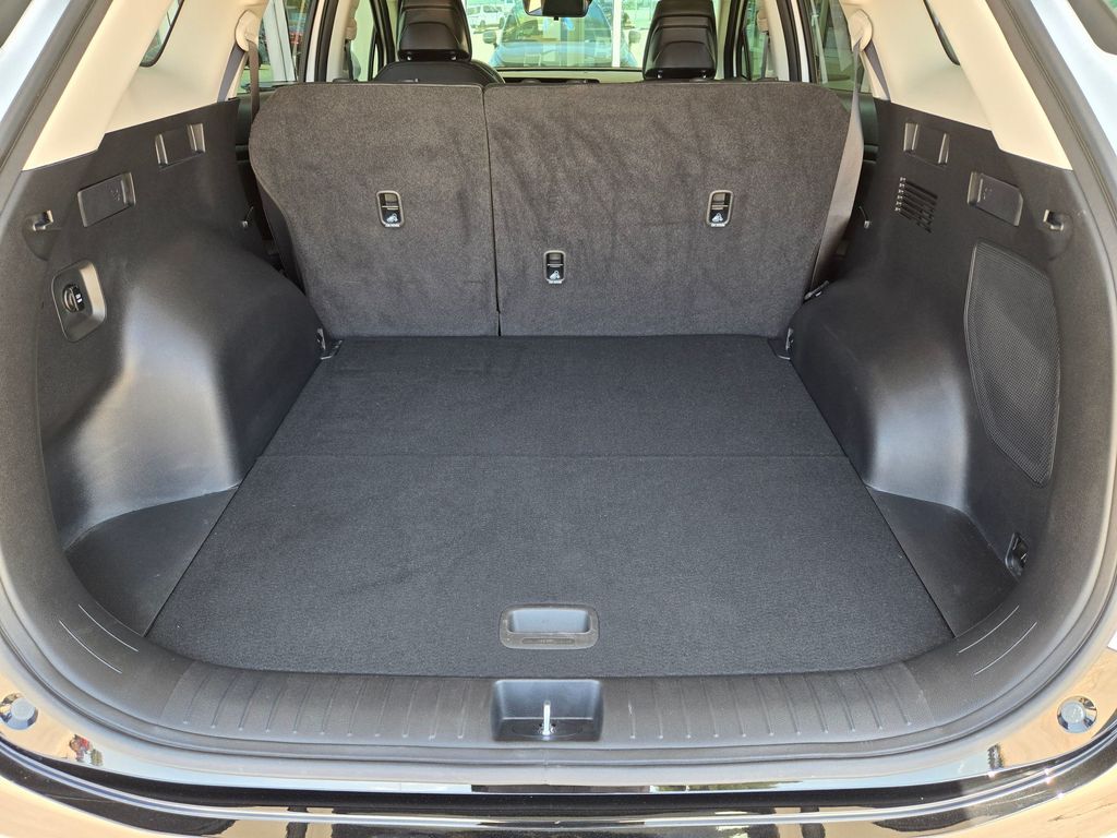 Used 2025 Kia Sportage SUV