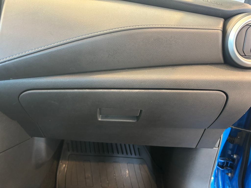 2022 Nissan Versa 1.6 S