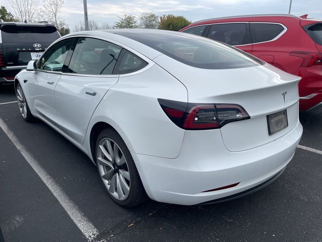 Thumbnail: 2019 Tesla Model 3 - 4