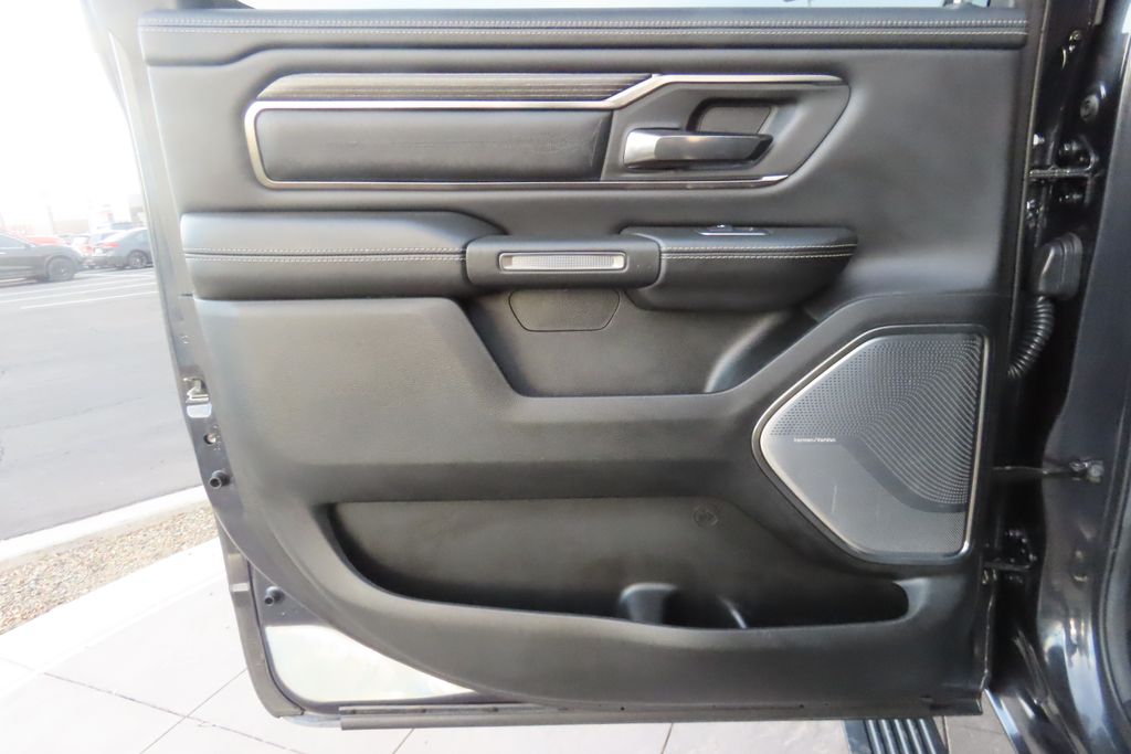 Thumbnail: 2019 RAM 1500 - 25