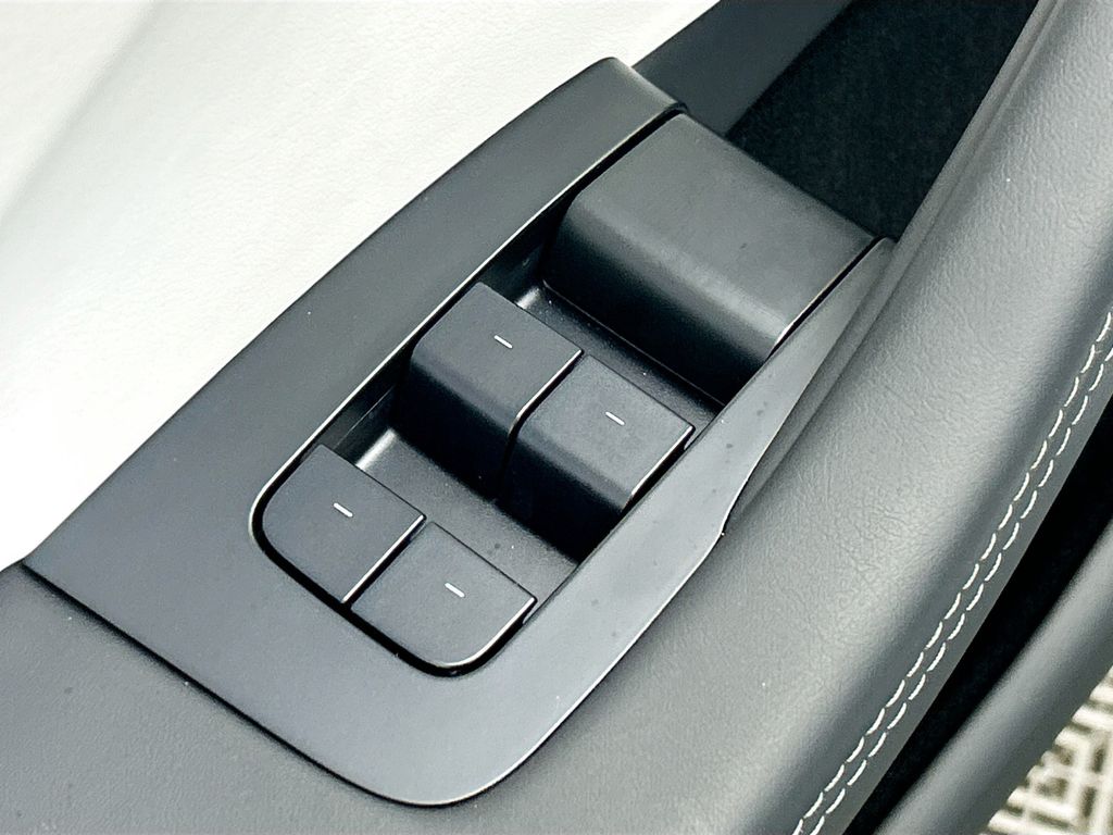 Thumbnail: 2025 Tesla Model 3 - 24