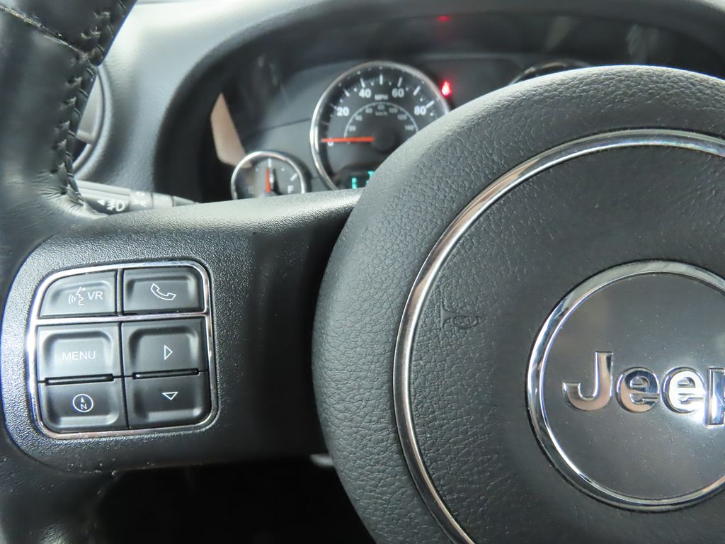 2016 Jeep Wrangler Unlimited Sport 11