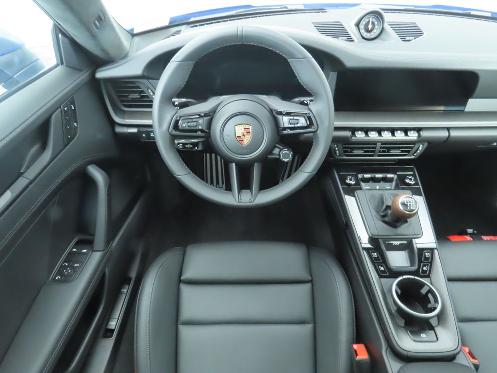 Thumbnail: 2025 Porsche 911 - 13