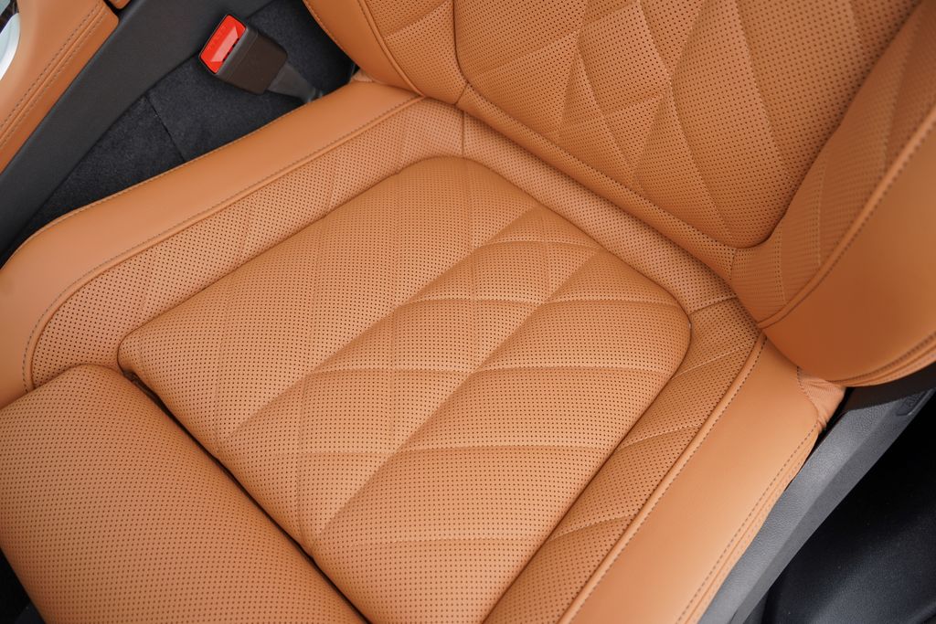 Thumbnail: 2026 BMW X5 - 12