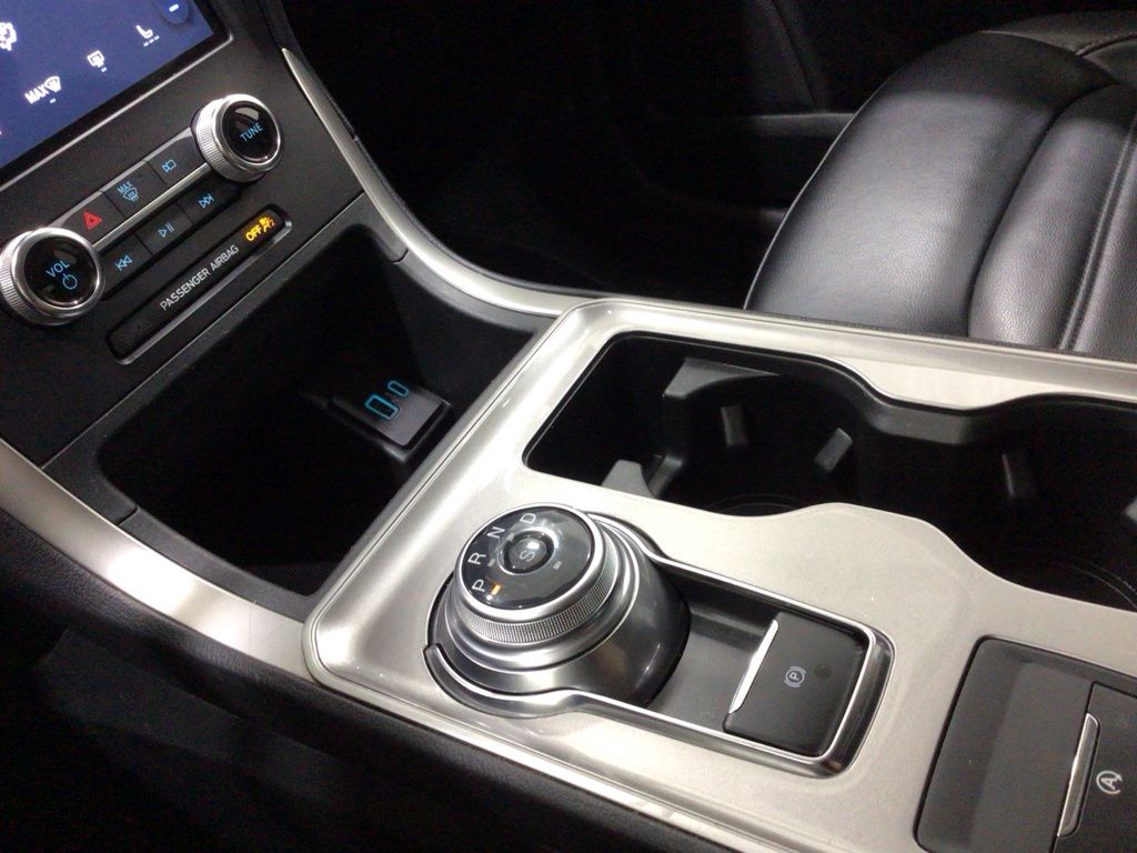 Used 2024 Ford Edge SUV
