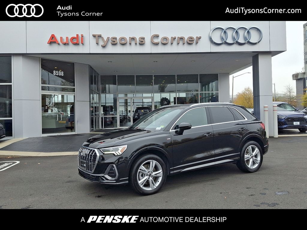 2024 Audi Q3 Premium -
                Vienna, VA