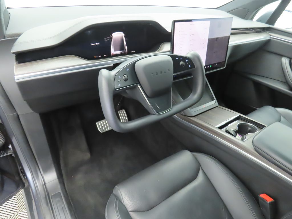 Thumbnail: 2023 Tesla Model X - 9