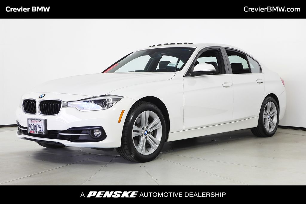 2018 BMW 3 Series 330i Hero Image